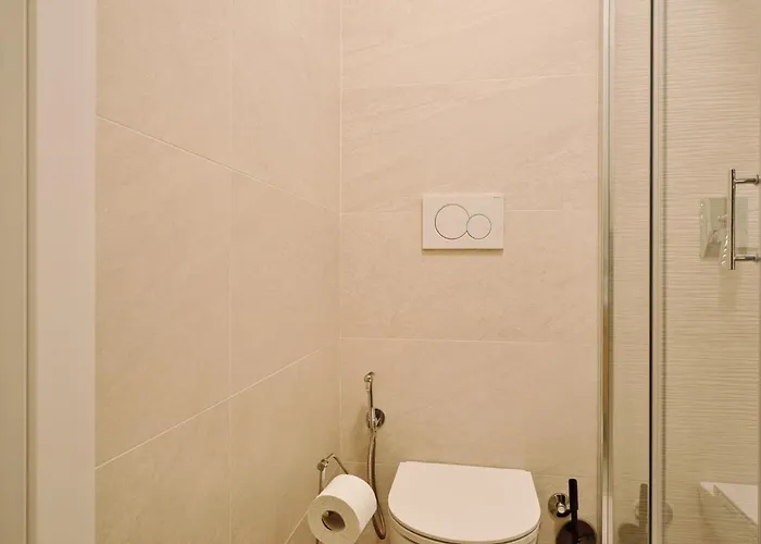 Domusmi Porta Venezia Apartment *